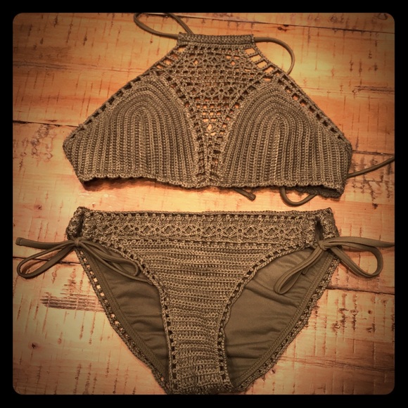 Abercrombie & Fitch Other - Abercrombie xs olive green crochet bathing suit